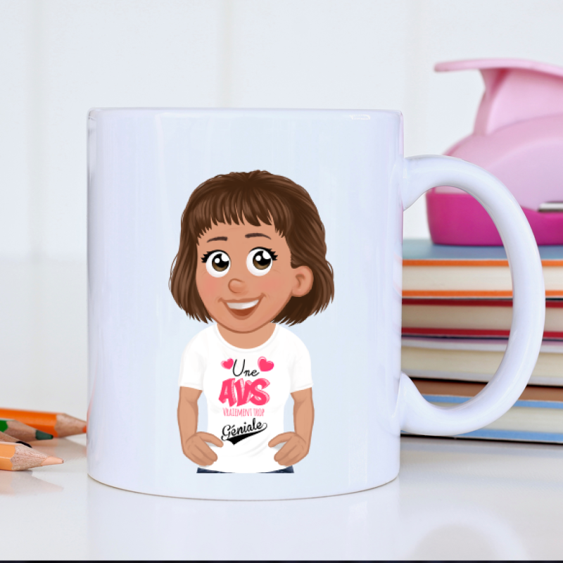 Mug personnalisé avec avatar pour AVS – cadeau original Famille de Dingue